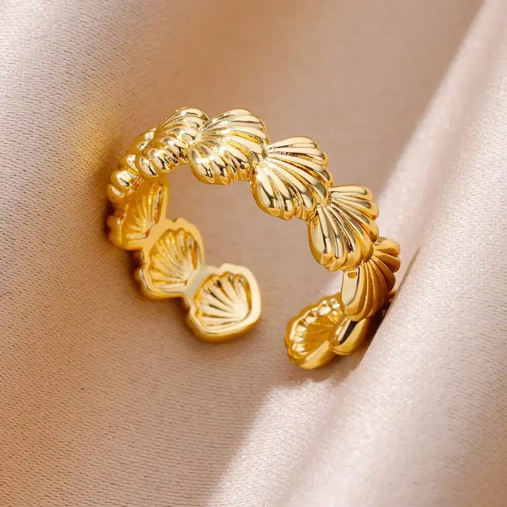 Stainless Steel Rings for Women Aesthetic Heart Gold Color Wedding Ring Vintage Waterproof Wedding Jewelry Prom Accessories Gift